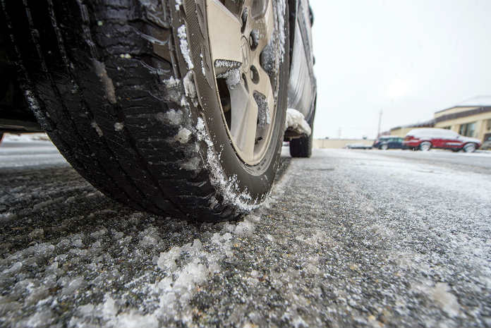 25 Safety Measures You MUST Take When Driving in Winter Weather