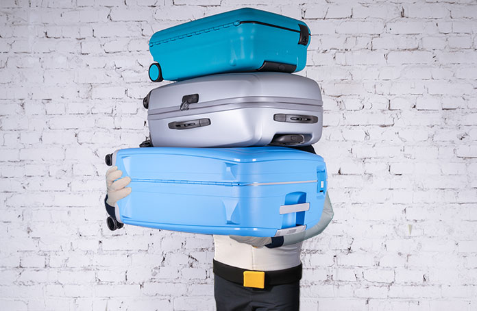 How to Weigh Luggage Before Your Flight: 10 Steps (with Pictures)